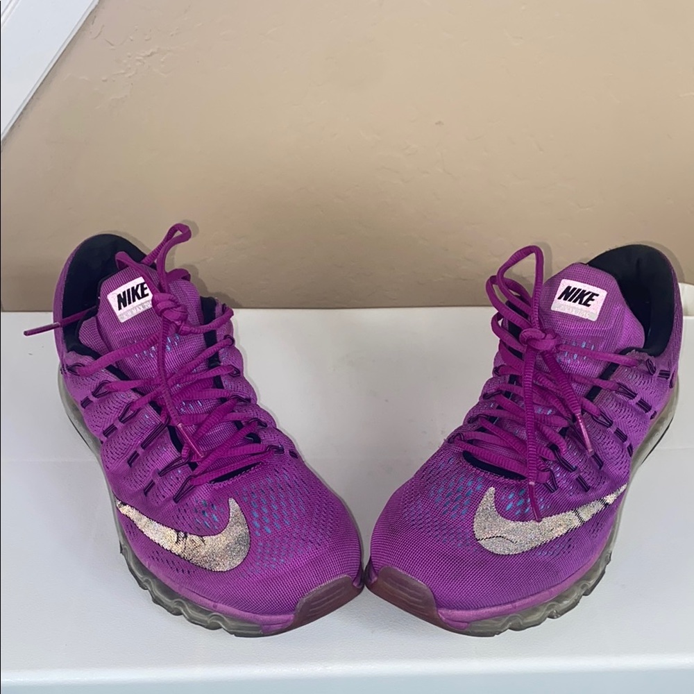 Nike Purple Athletic Running Shoes with Breathable Mesh